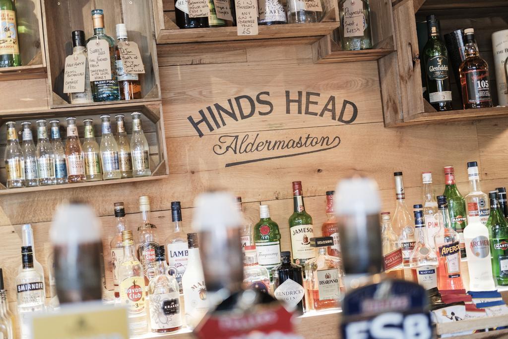 Hinds Head Hotel Олдърмастън Екстериор снимка